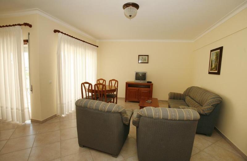 Apartamentos Coral Do Vau Portimao Luaran gambar