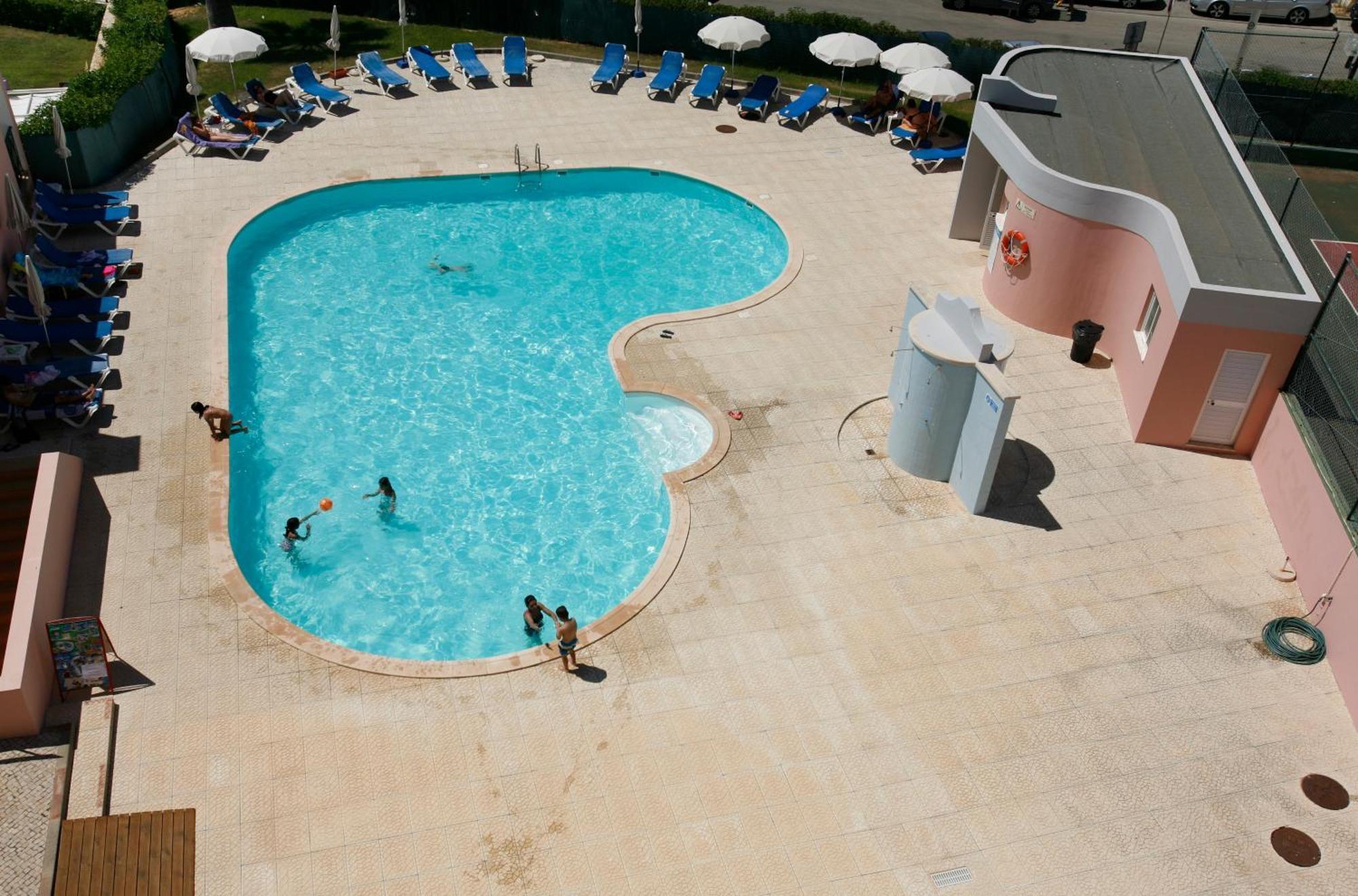 Apartamentos Coral Do Vau Portimao Luaran gambar
