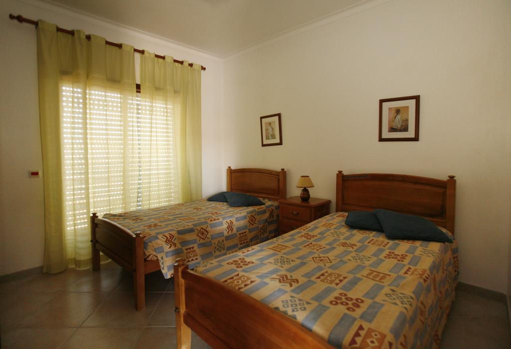 Apartamentos Coral Do Vau Portimao Bilik gambar